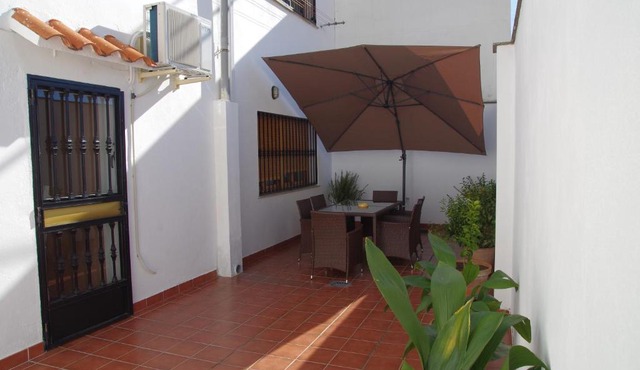 San Jorge, Parking Privado Gratis