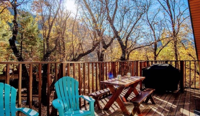 Sequoia A Frame W/Spa, River, Hiking, Pets
