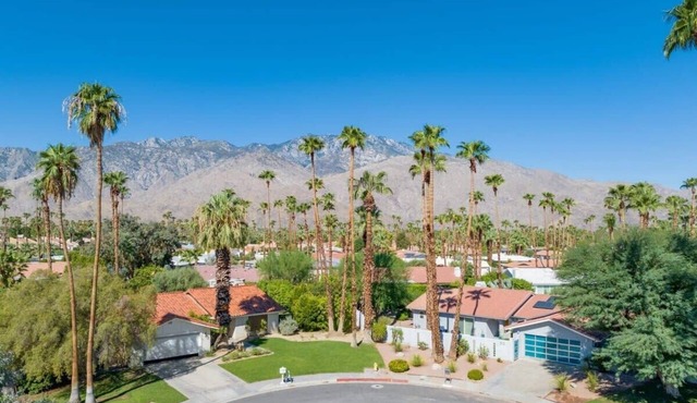 Serenity Palms-Gorgeous Villa in Palm Springs