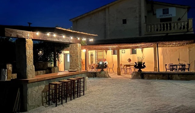 Spacious and charming room with private terrace