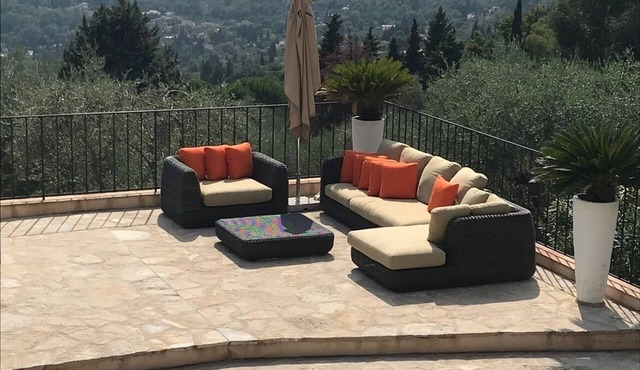 Spacious Secluded Provencal Villa in Cabris - Panoramic view Ocean to Mountains