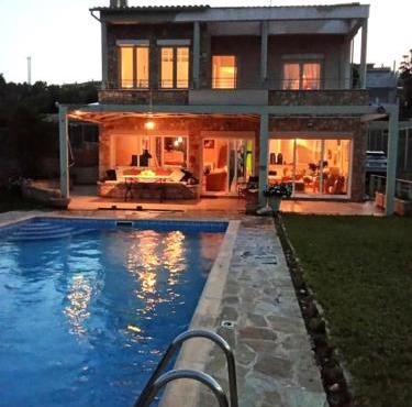 Spacious, Shiny, SeaView Villa, in Theologos
