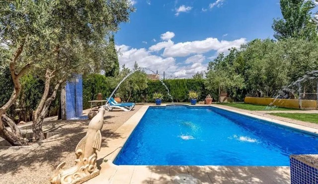 Spacious villa with mountain view and pool in Baza
