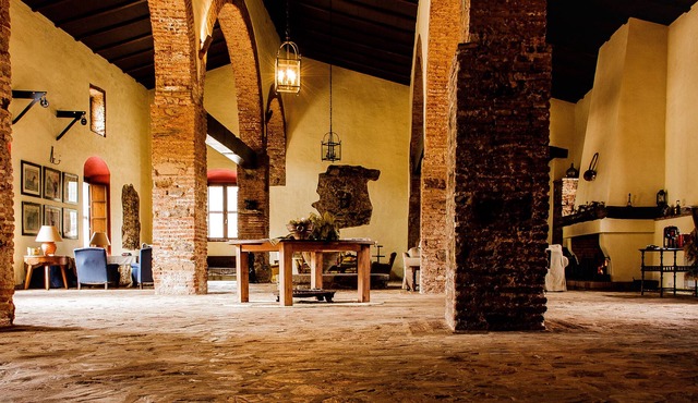 Spectacular and spacious. Perfect for sharing by families or groups of friends