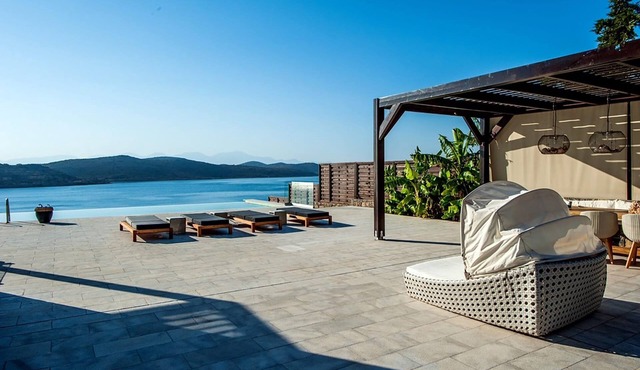 Splendid Crete Villa | Villa White - Blue | 5 Bedrooms | Private Heated Pool