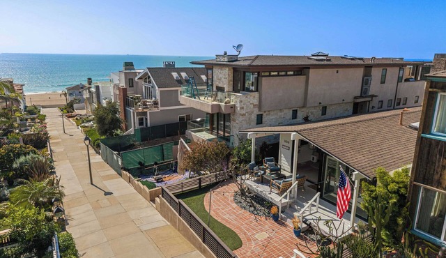 Steps to Sand | Beach Home