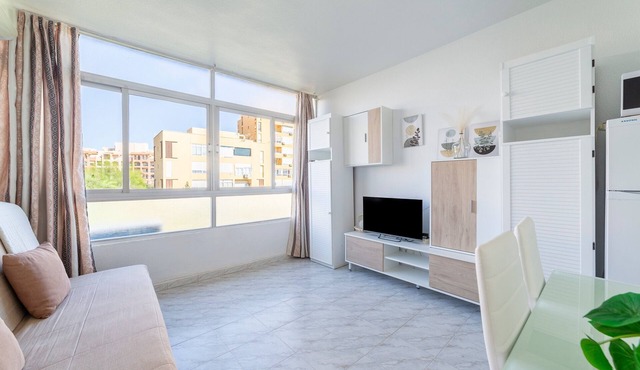 Studio Apartment 'Estudio Almerimar' with Sea Views, Wi-Fi and Air Conditioning