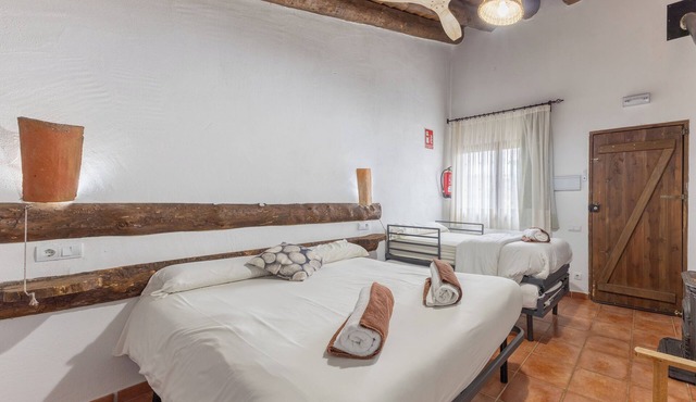 Studio 'Pato' with Mountain View and Private Garden