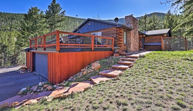 Stunning Conifer Abode with Private Balconies & Grill!