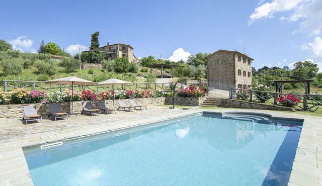 Stunning private villa for 7 guests with private pool, WIFI, TV and patio