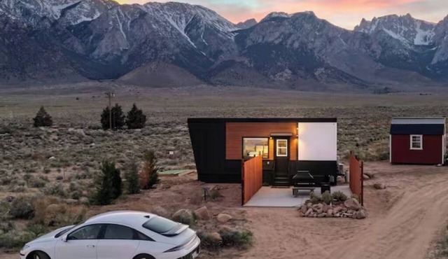 Summit Sanctuary: 360° Views