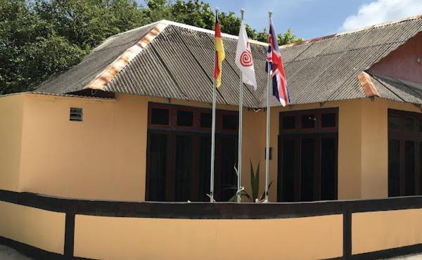 Sun shade Inn