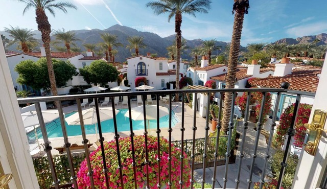 SV253 2BR 3BA Spa Villa with Pool Access & Views