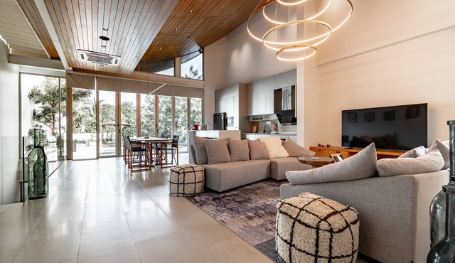 Trinity Villa – 3BR, Private Pools, Near Bang Tao