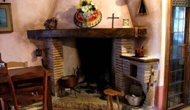 Typical home country quaint with antique furniture