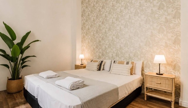 Valencia Luxury - Malvarrosa Beach