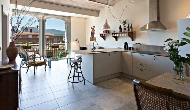 Vidrier, flat with access to indoor swimming pool