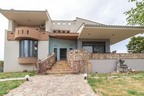 Vila Serres Gr