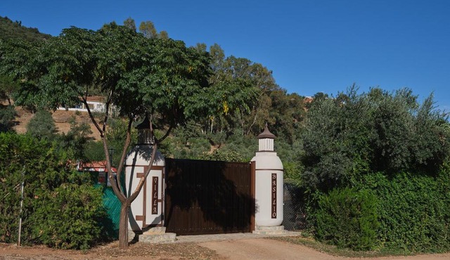 VILLA BASILIO