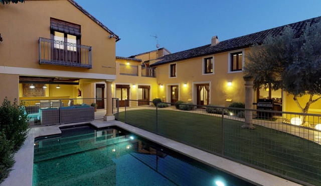 Villa Cornelius Lujo Rural 5 Estrellas Verdes