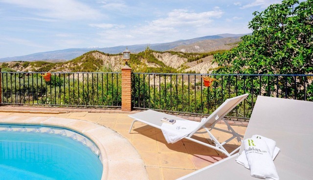 Villa Dulce Alcolea by Ruralidays