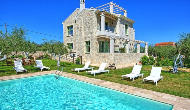 Villa Elaia – Vacation villa with private pool in Corfu, Greece