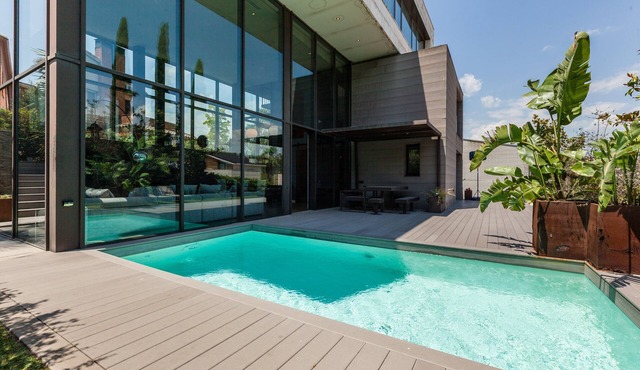 Villa 'Espai Oliveres' with Private Pool, Wi-Fi, and Air Conditioning
