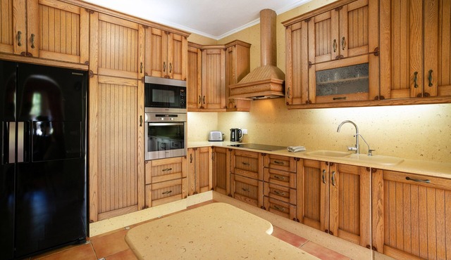Villa Mopsi with Pool, Wi-Fi, A/C & Terrace