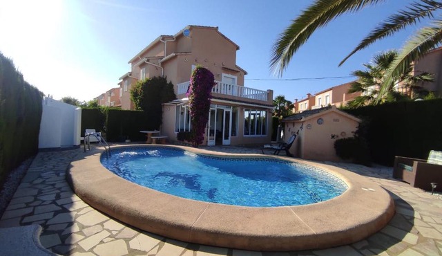 Villa ROSA