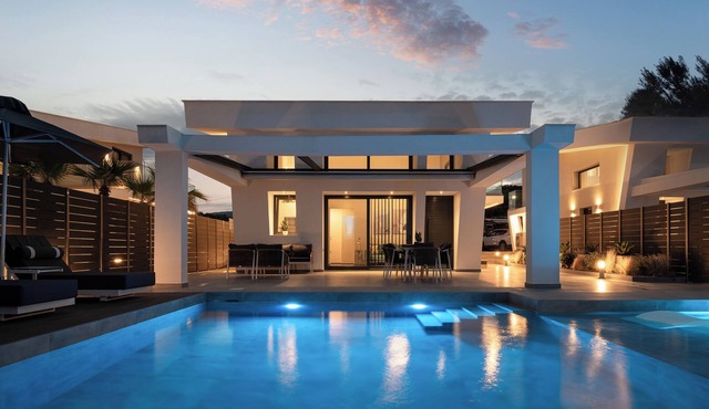 Villa with private pool in the heart of Sarti
