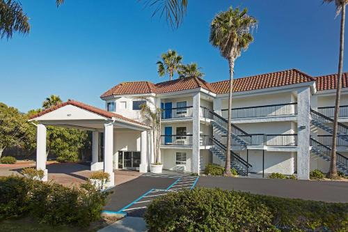 Encinitas Inn At Beach 