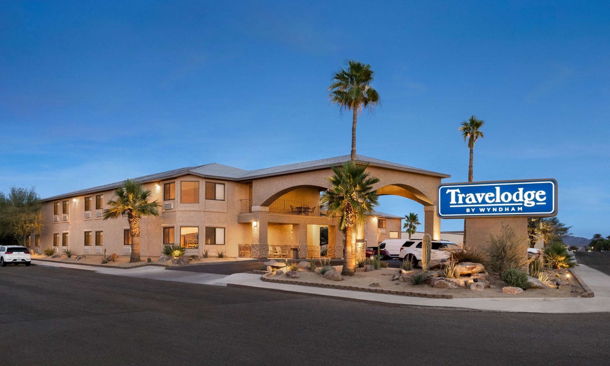 Lake Havasu City Hotel | Travelodge by Wyndham Lake Havasu