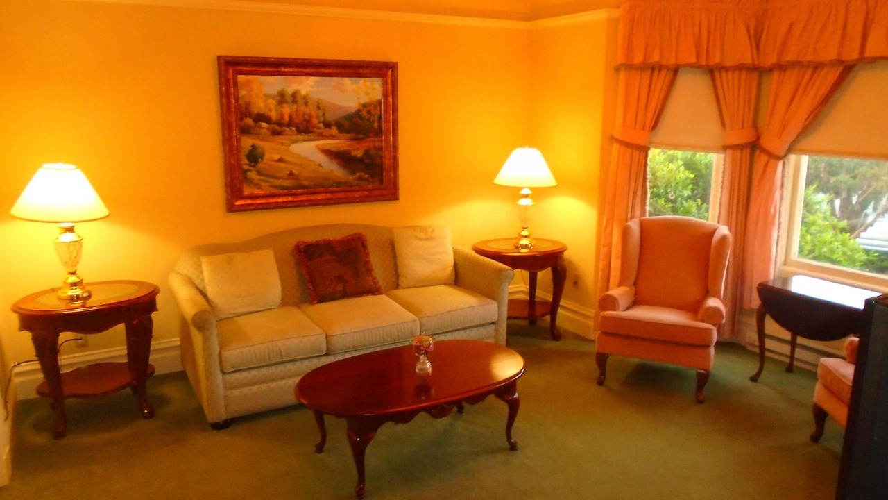 Photo of Livingroom in Cole Valley