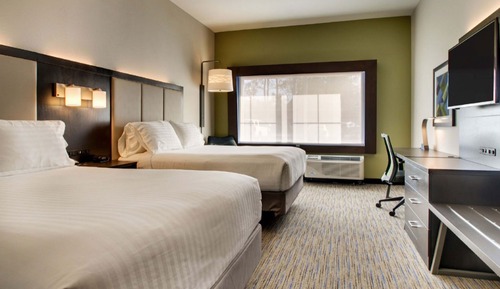 Suite, Multiple Beds