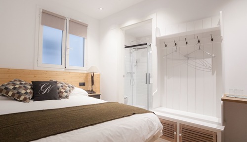 Economy Double Room (Interior)