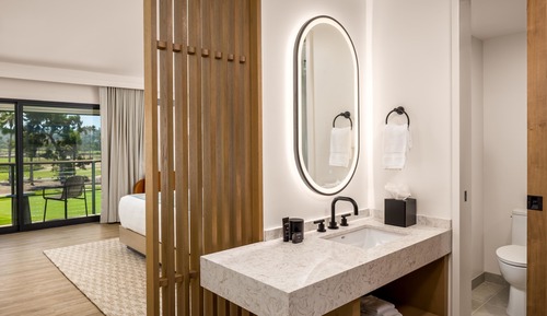 Room, 1 King Bed, Golf View