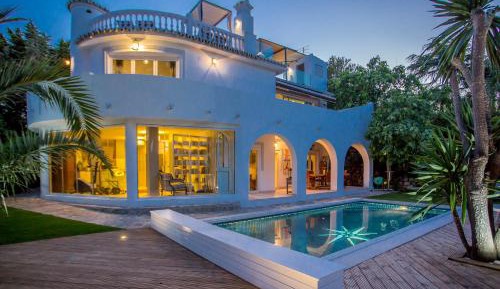 Villa with Sea View