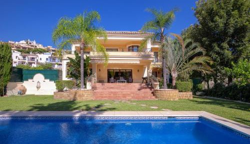 Villa with Private Pool