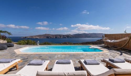 Villa with Sea View