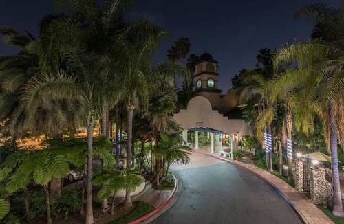 Covina Hotel | Vanllee Hotel