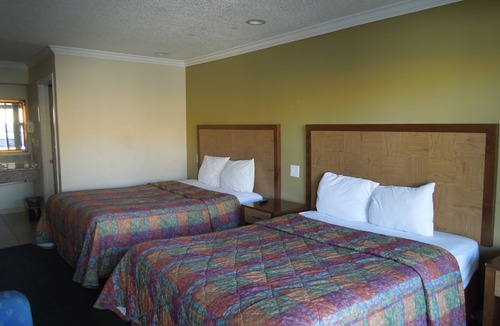 Garden Grove Hotel | National Inn Garden Grove