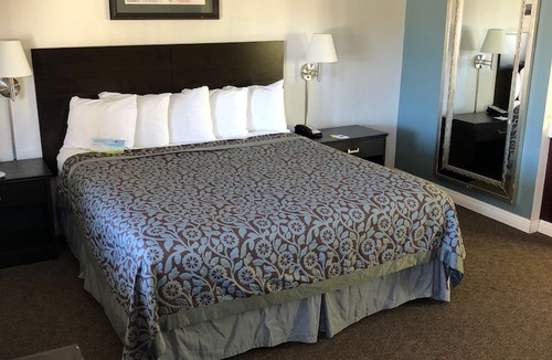 Camarillo Hotel | Days Inn by Wyndham Camarillo - Ventura