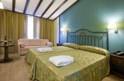 Tarancon Hotel | Complejo Enoturístico Finca La Estacada