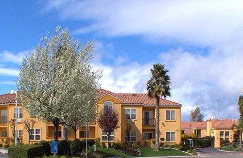 Dixon Hotel | Best Western Plus Dixon Davis
