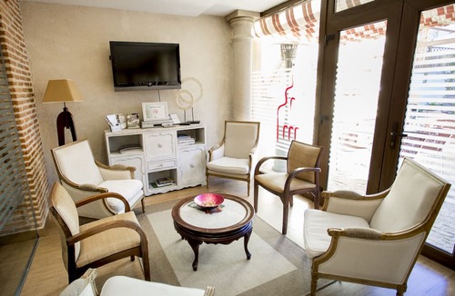 Velayos Apartment | Double room with whirlpool bath
